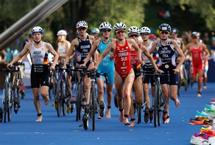 Are triathletes good cyclists?