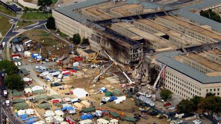 How long did it take to rebuild the Pentagon?