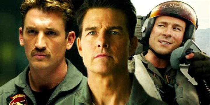 How old is Rooster in Top Gun 2?