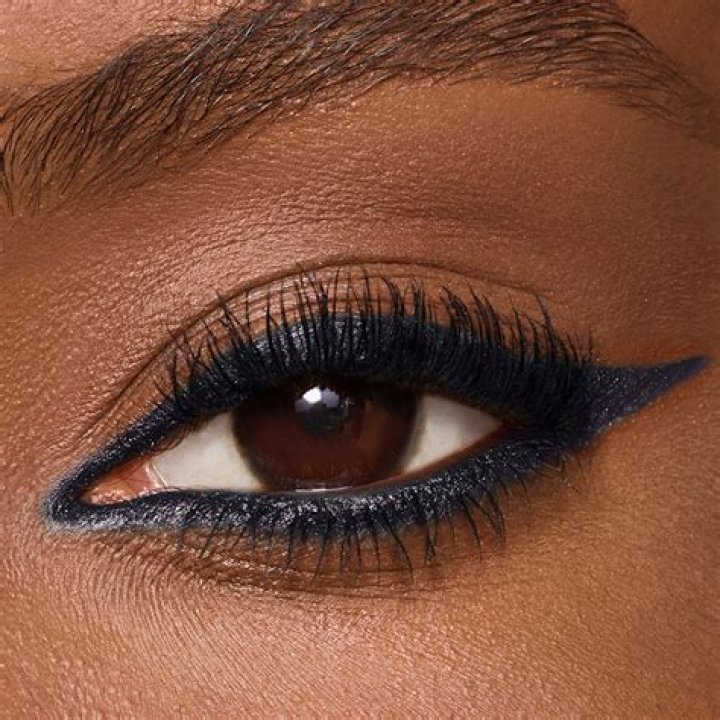 Is kohl eyeliner good for eyes?