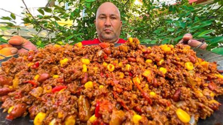 What is a parrot's favorite food?